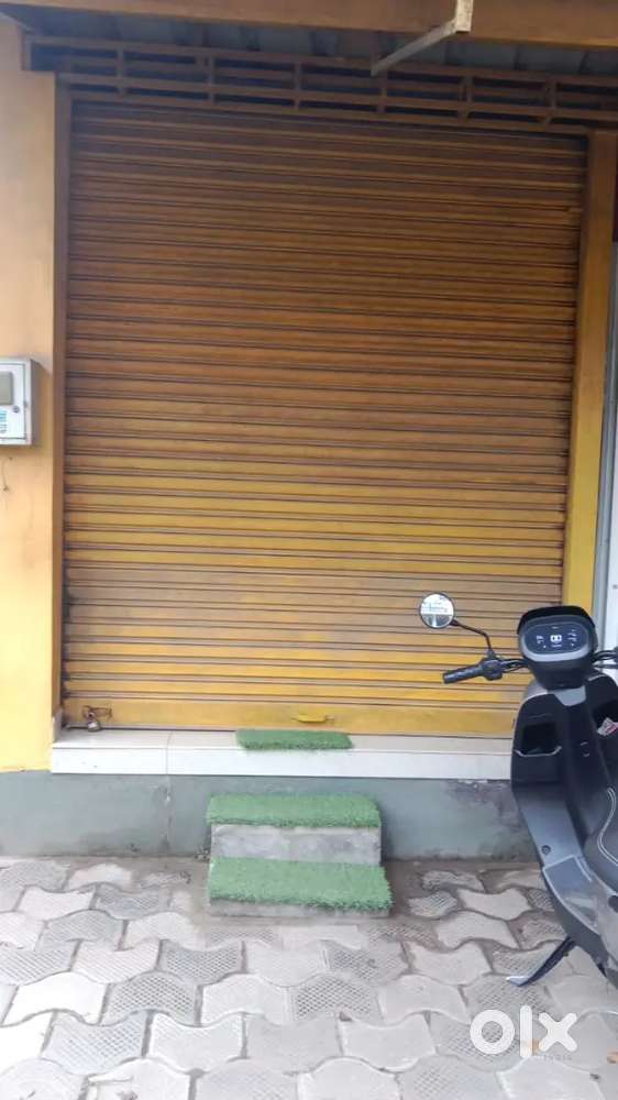 Shop building for rent near kumarakom boat jetty,