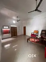 1 Room independent set with washroom