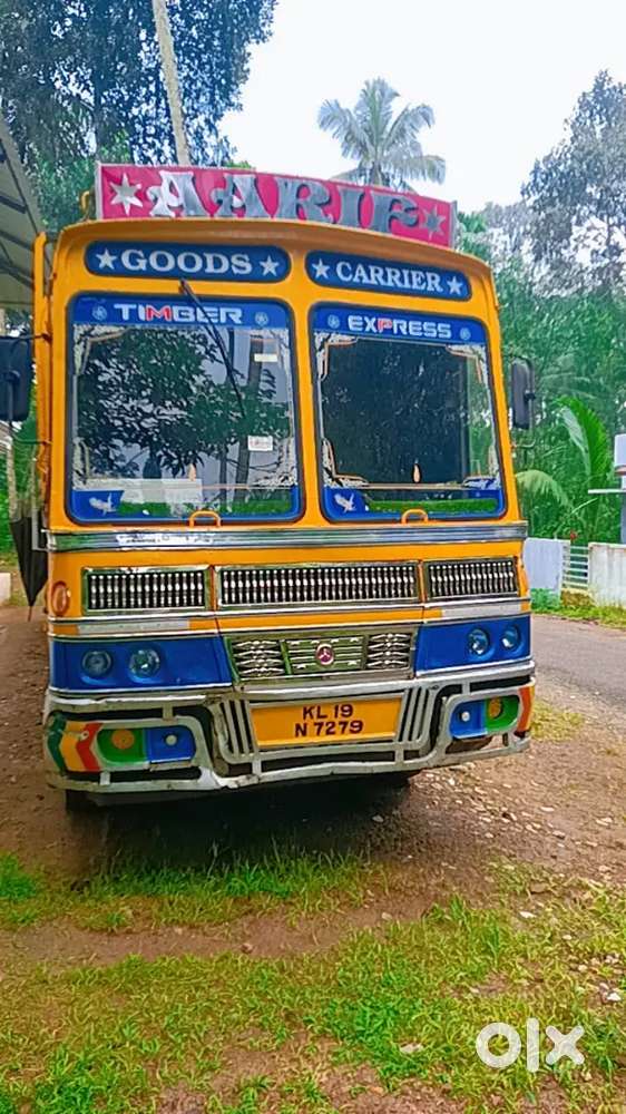 2013MODELTATALPT311812WHEELFOR SALE PHONE NO   04 NEW TYRES