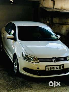 Car for rent (per day ₹1699)