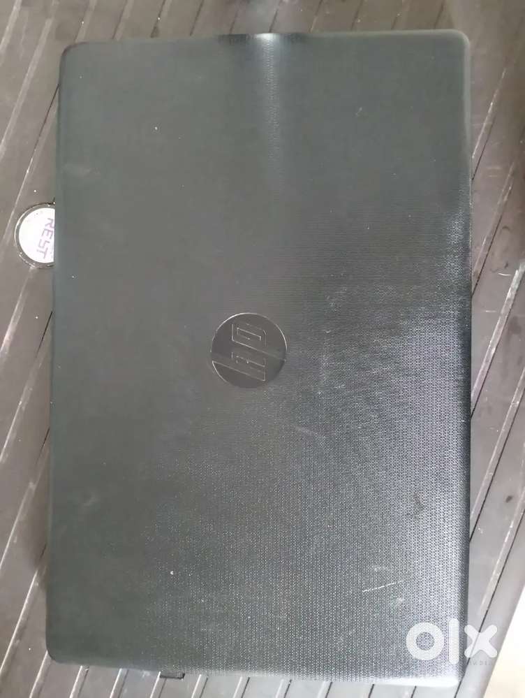 HP laptop window 10 (new Only 1year used by)