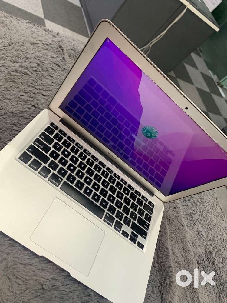 Macbook air 13inch/Core i5/A1466/2015 /8GB RAM/128GB SSD/Working Good