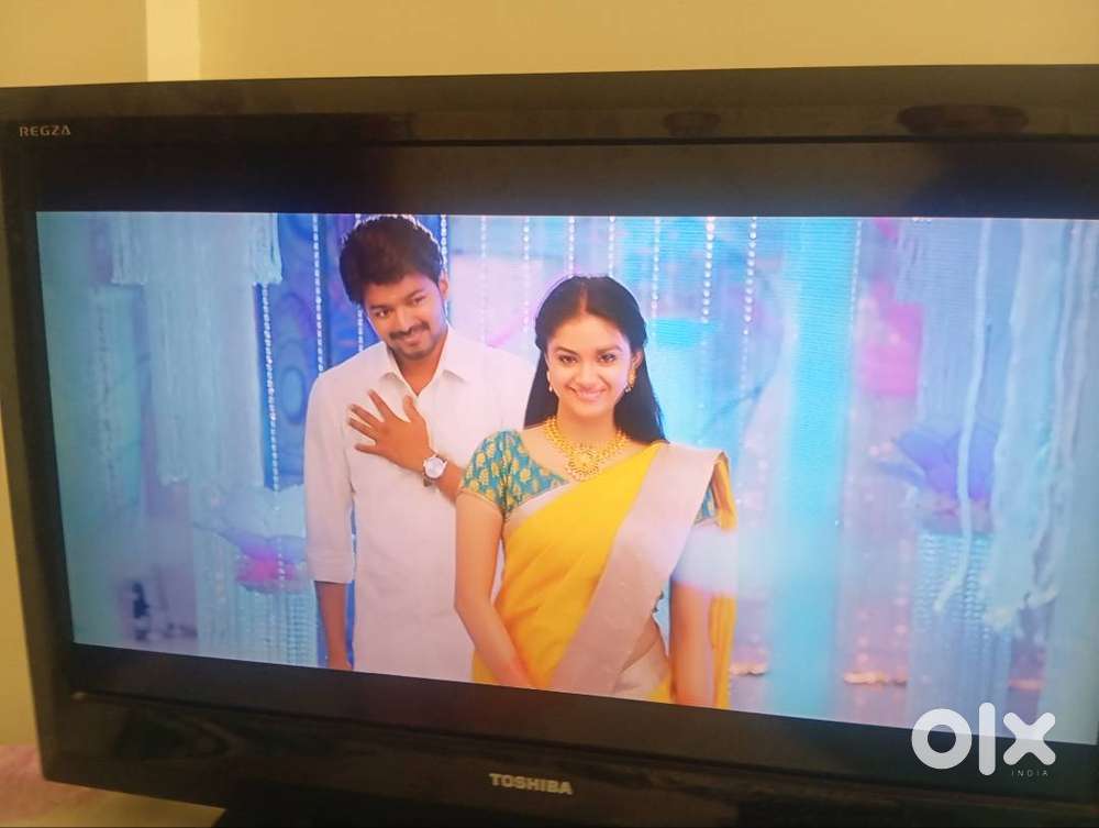 Toshiba 32 inch ready HD TV with fire stick