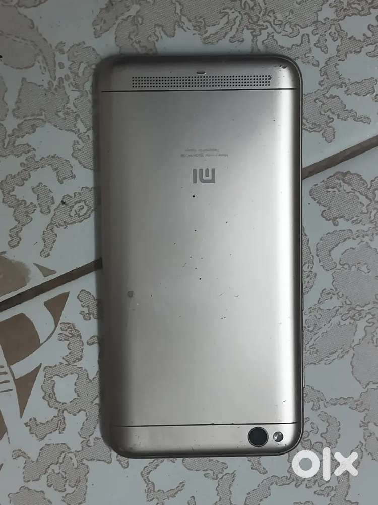Good condition but small crack