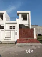 Kursi Road House for sale