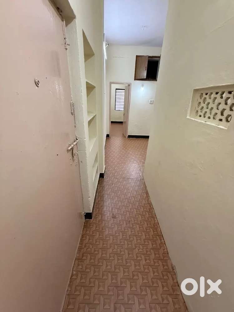 Ground floor par 3bhk