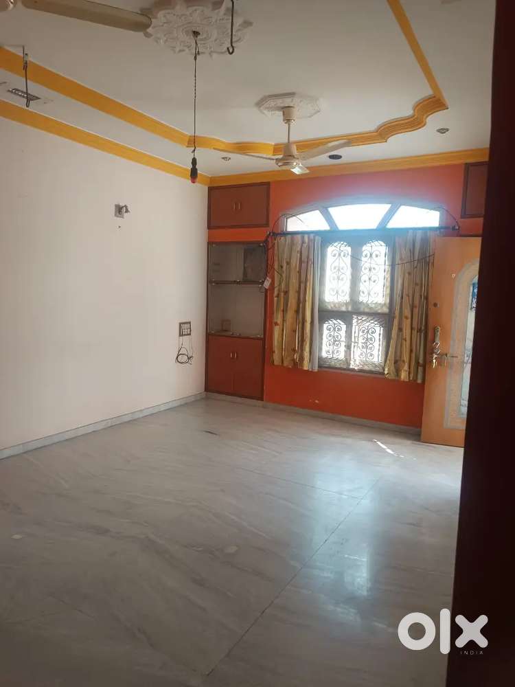 2BHK SEMIFURNISHED TENAMENT URGENT AVAILABLE FOR RENT IN PANCHVATI
