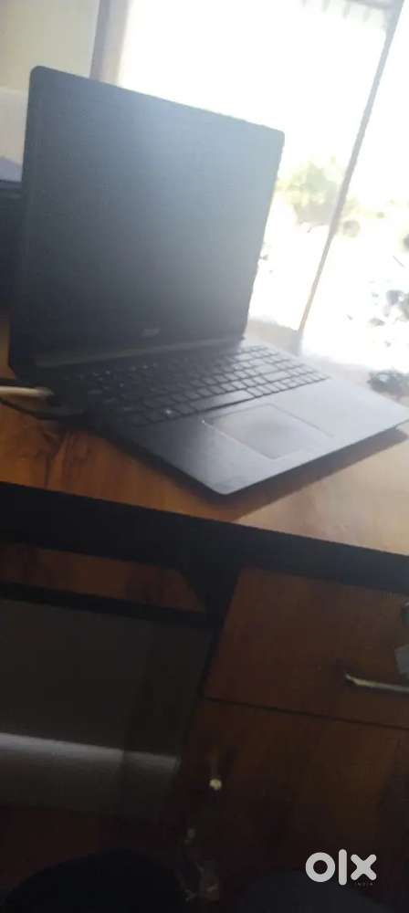 Company me job ke liye bhut sare logo ki jrurat hain