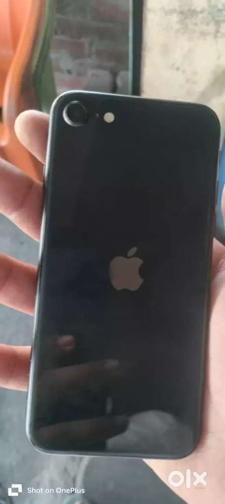 IPHONE SE (2 generation) WITH ORIGINAL CONDITION