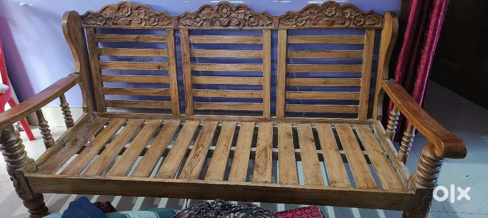 Sagwan sofa set