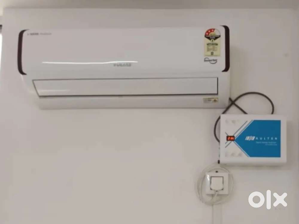 Voltas 1.5T Split AC With Stabilizer Excellent Condition, Used 1 Month