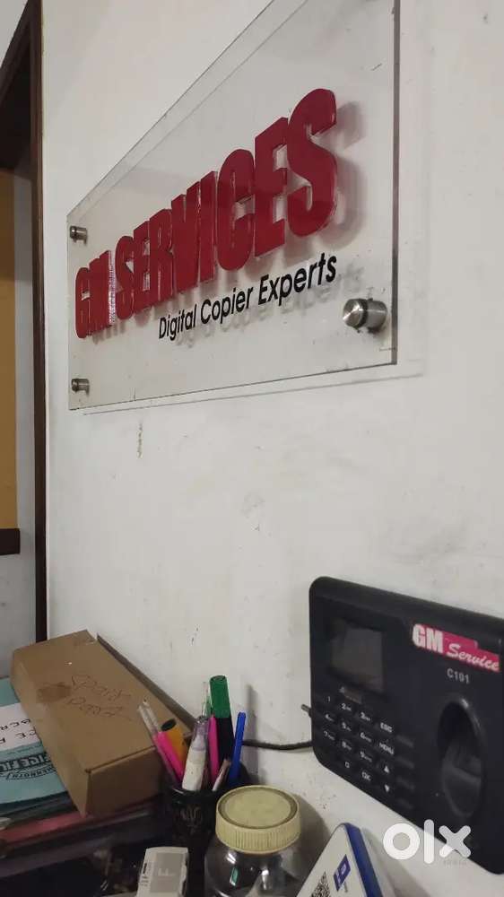 ECTRONICS AND COMPUTER TECHNICIAN