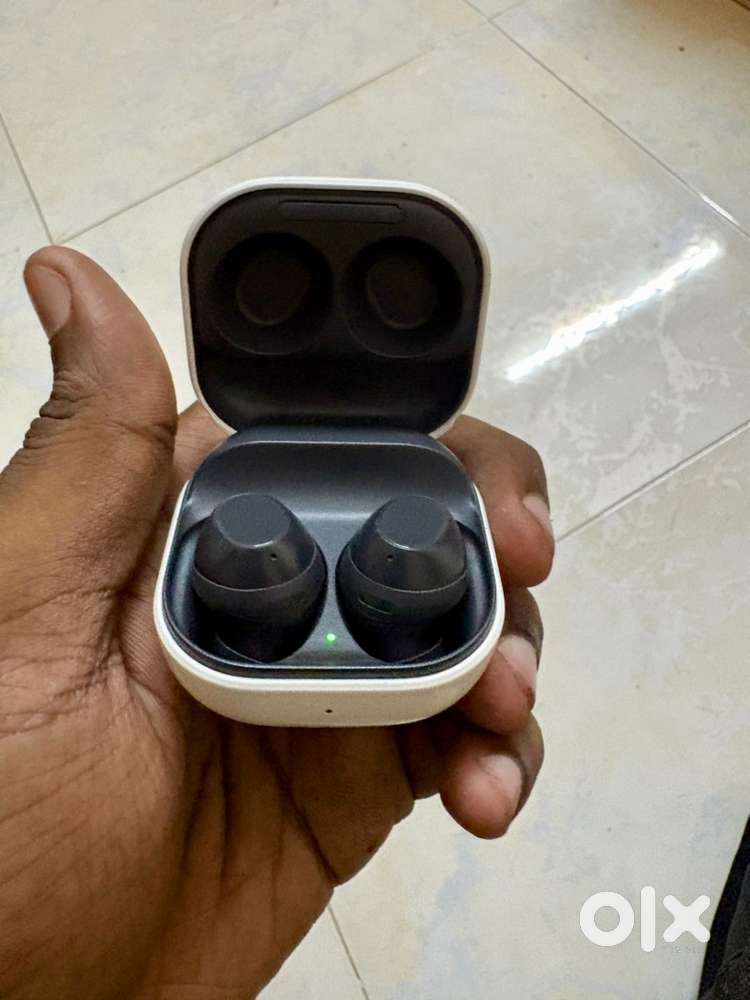 Samsung Galaxy Buds FE with Active Noise Cancellation