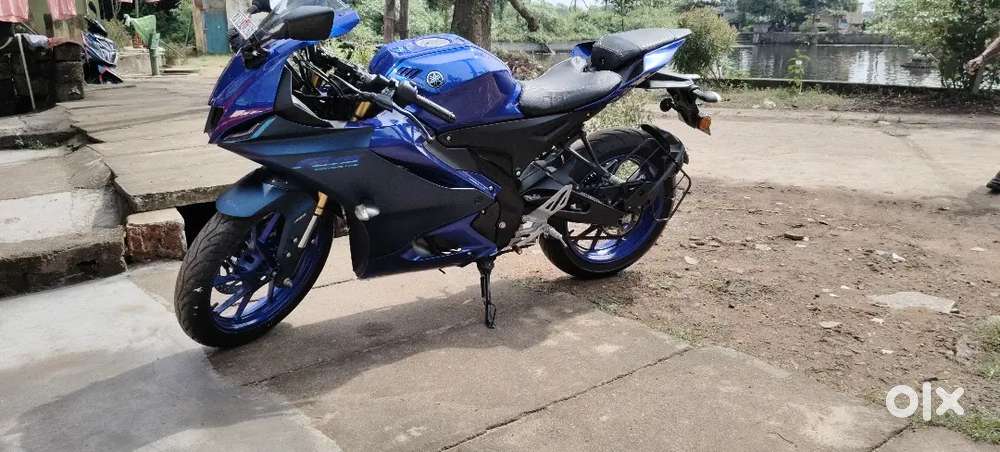 YAMAHA R15 V4 FOR SELL.
