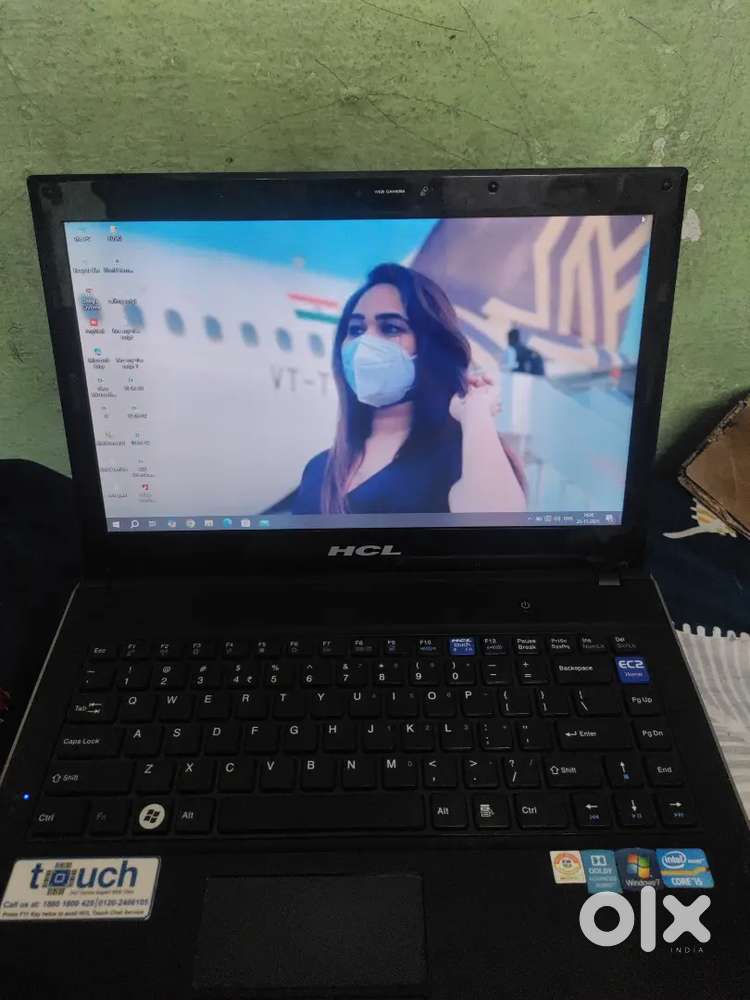HCL laptop