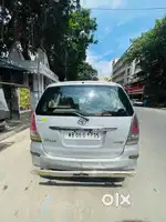 Toyota Innova 2011 Diesel (Top Model)