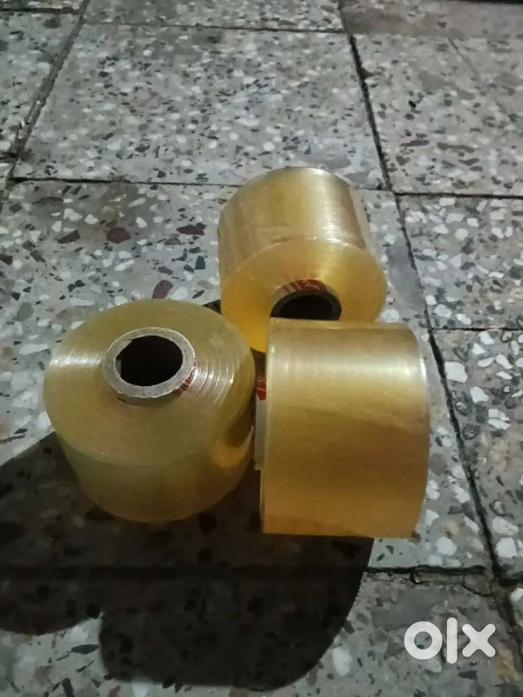 PALLET WRAPPING,, Made of plastic material (LLDPE) 70 pieces of roll..