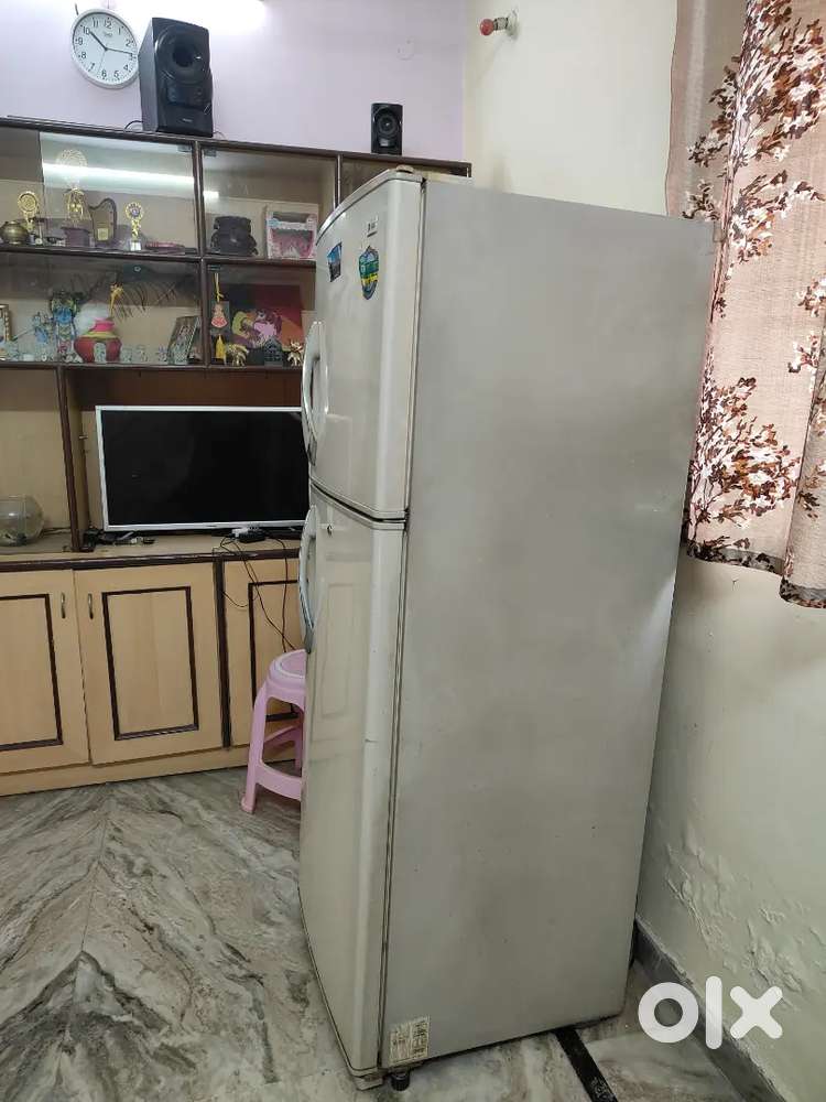 LG Refrigerator 390 litres