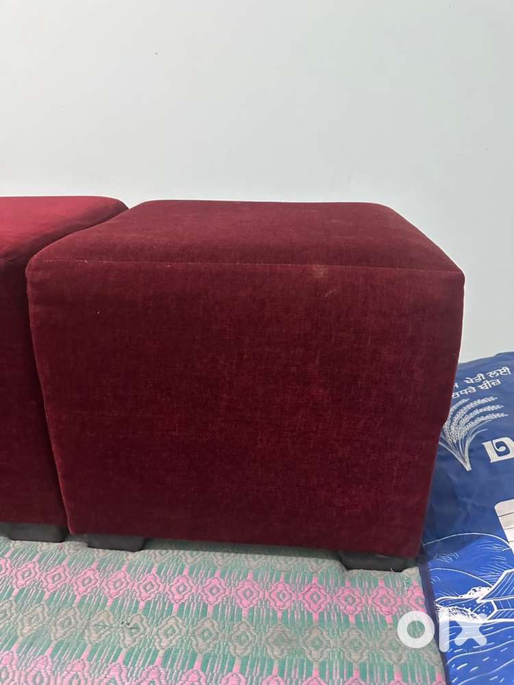 Two seater puffies