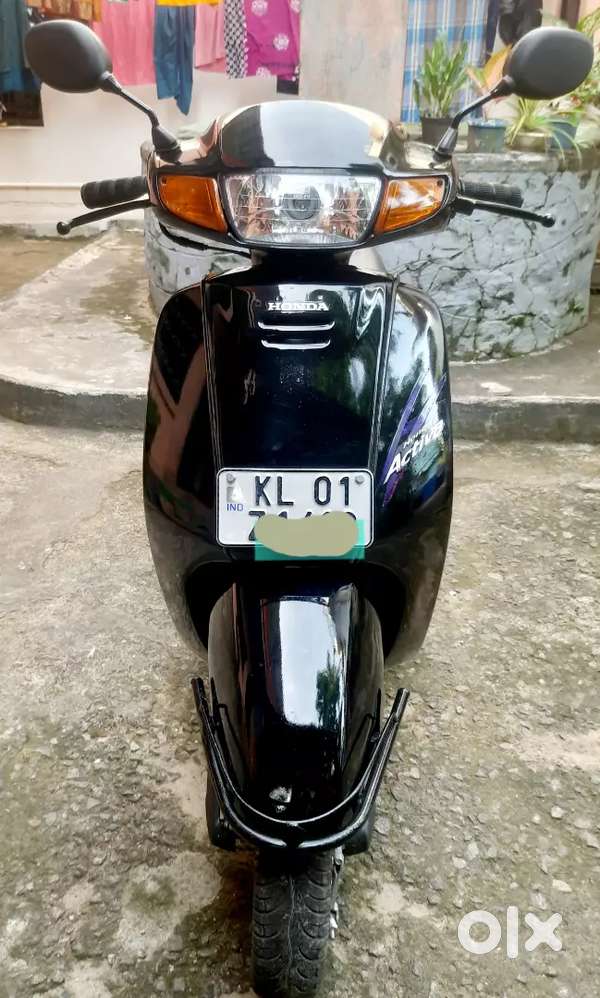 Good condition. Papper validity 2030.new paitning