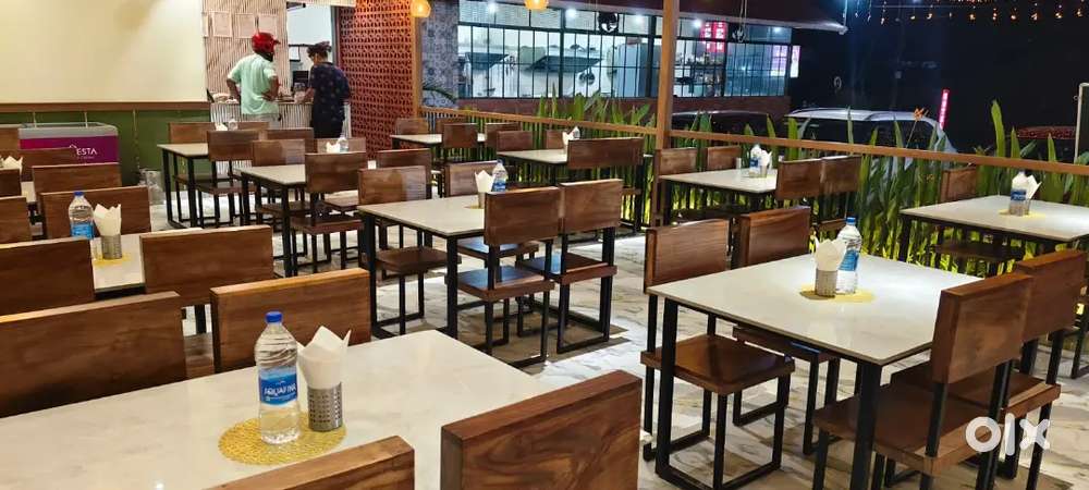 Waiter for a multi cuisine restaurant