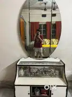 Dressing table