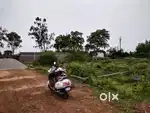 Bahatagaw bus stand se 7km pr Kandul datrenga me plot hai