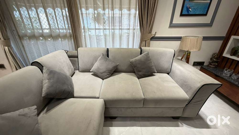 7 seater sofa for sale (price slightly negotiable)