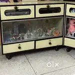 Beautiful showcase ready for sale