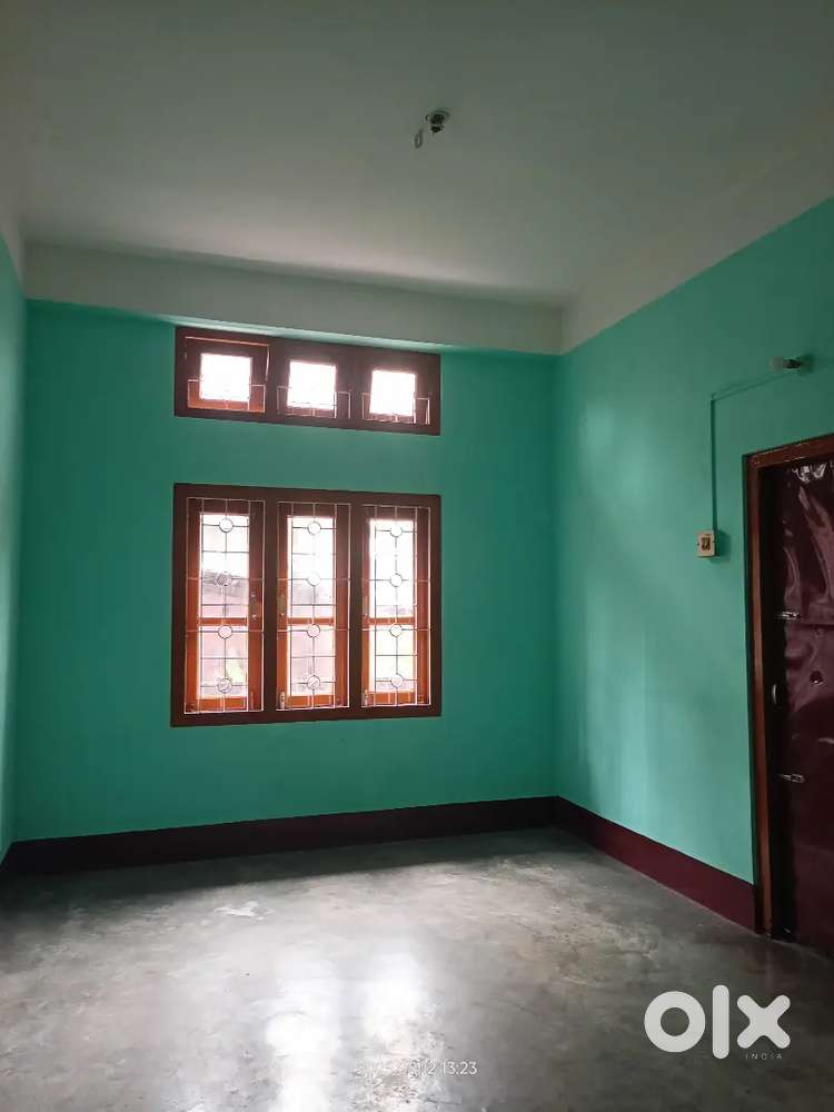 Independent 1 RK available near Ganeshguri