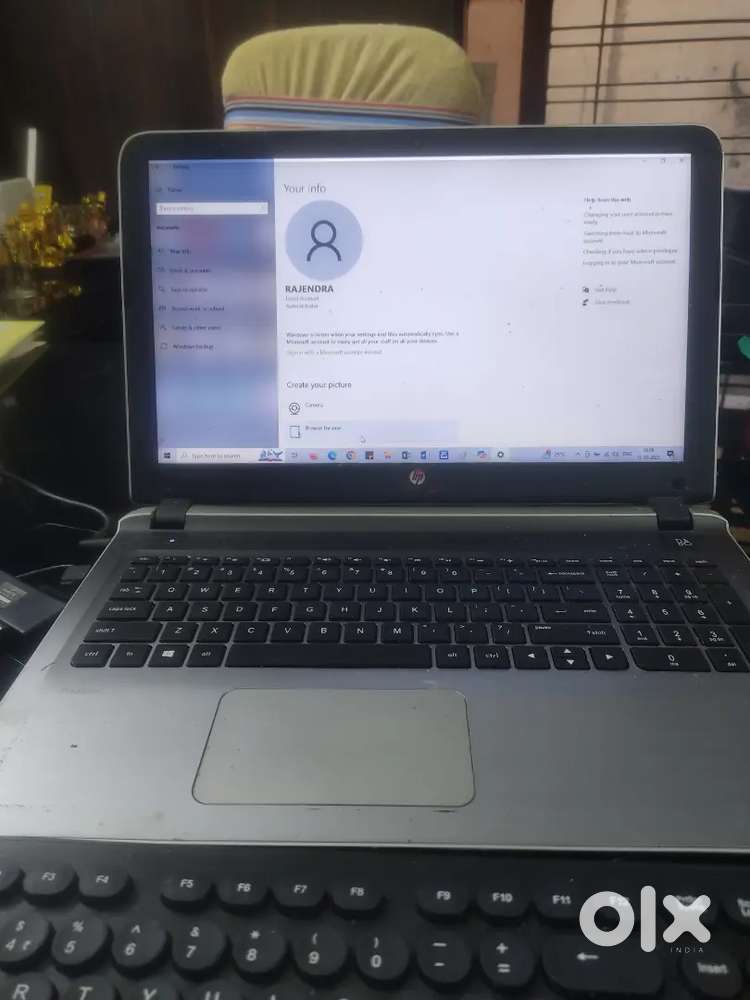 HP laptop for sale.