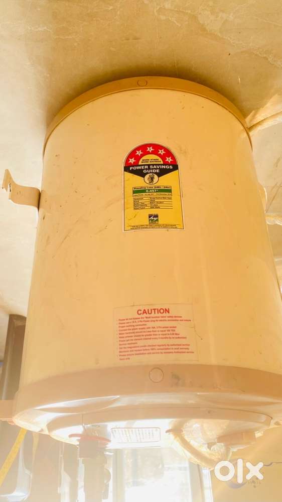 water geyser 15 l 5 star very less used