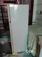 320 लीटर BPL फ्रिज बेचना है