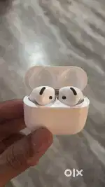 Airpods Gen 4 Fixed Price(Under Warranty) No Bill Box