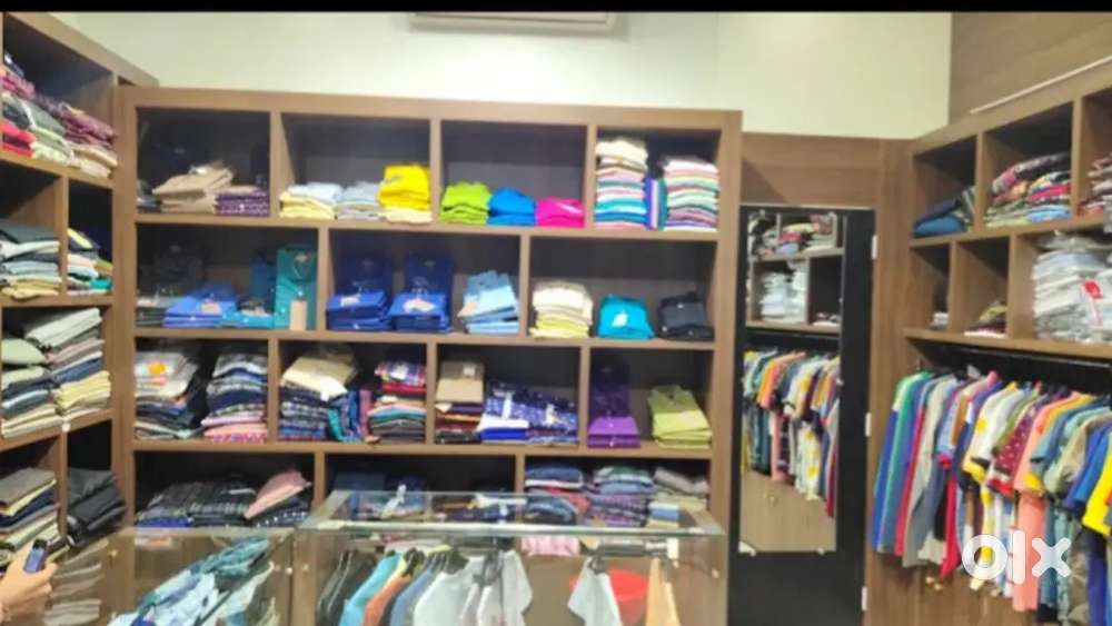 shop for rent in prime location