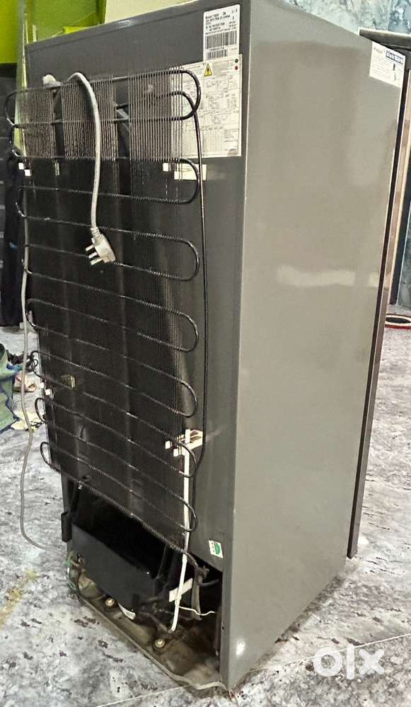 Whirlpool 190 LTRS Direct cool fridge for sale