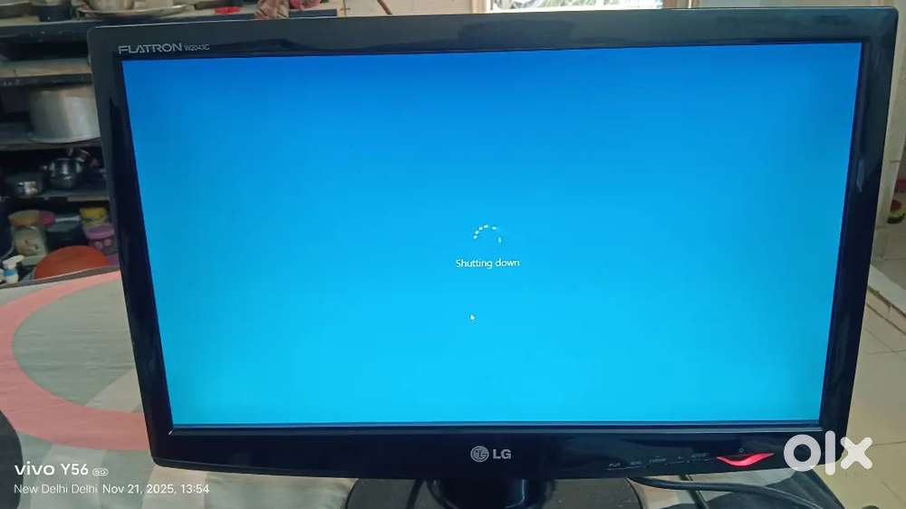 Lg Led  monitor 22 inches good condition