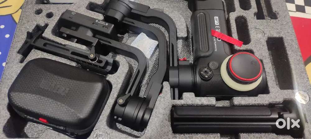 Zhiyun Crane 3 lab handheld stabilizer