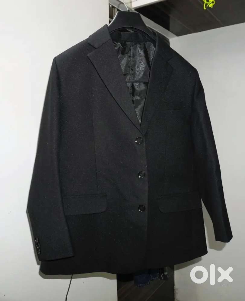 Raymond Hand stiched Black Blazer & Black Trouser (Unisex)