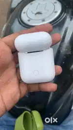 Apple airpod 2 ek kaan ka hai