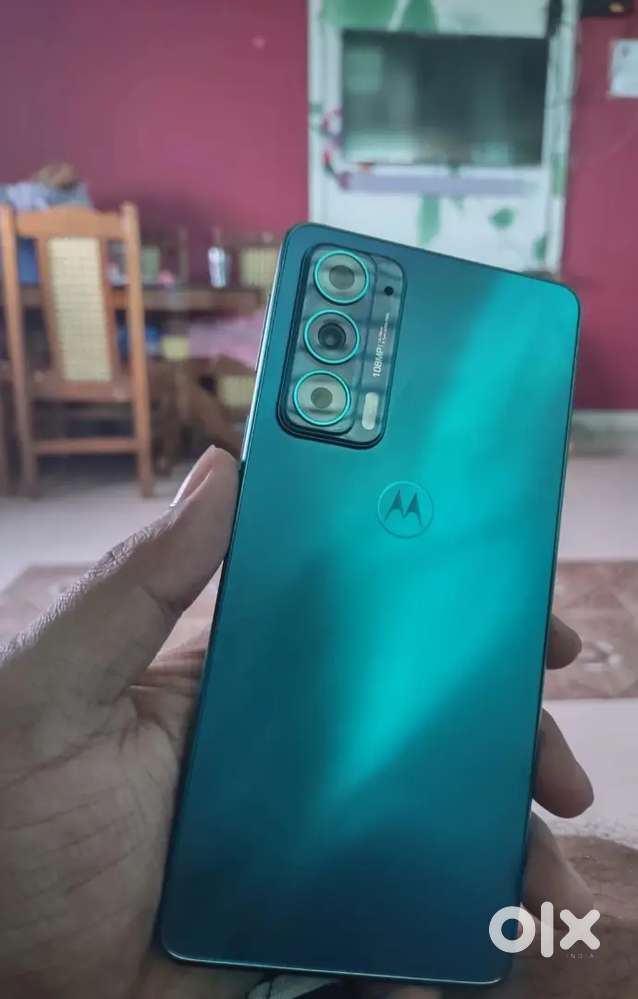 Moto edge 20