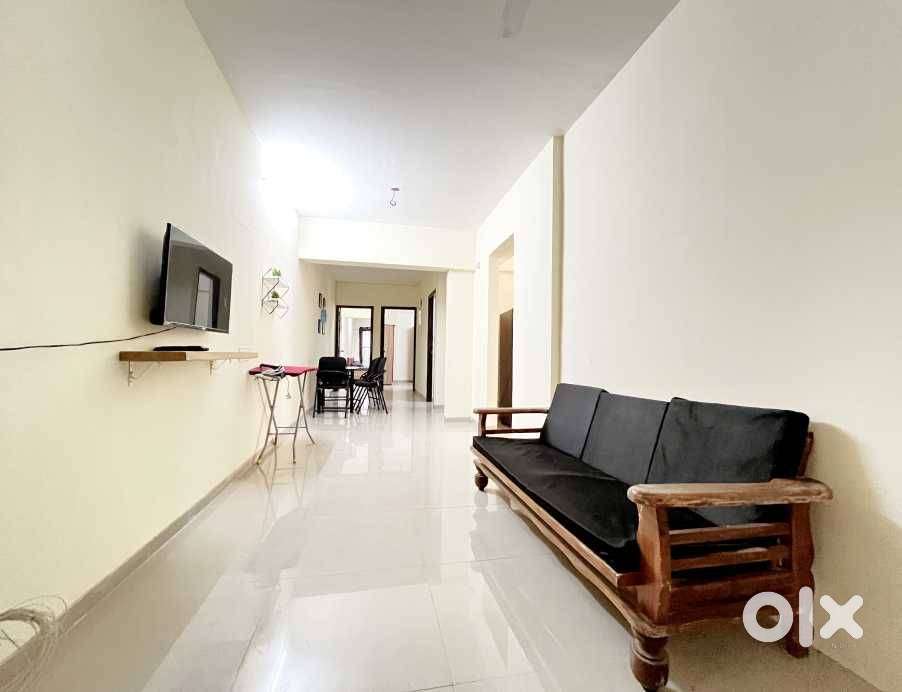 No Brokerage Shared Flat In Santacruz West - Only For Males