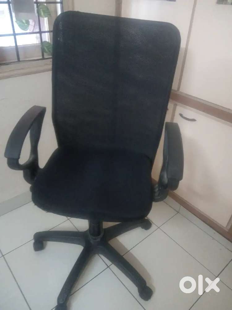 Computer chair