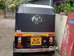 Bajaj re 445