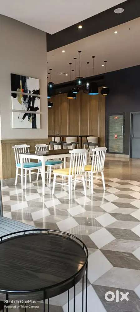 An evolve office at DLF my pad building