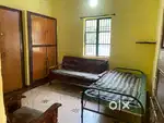 Single room and a room with kitchen avilabe for rent