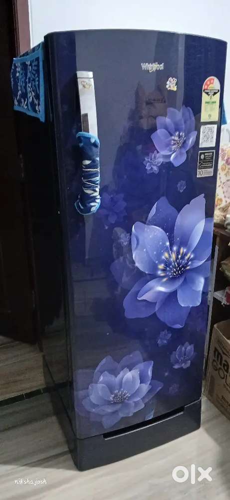 Whirlpool refrigerator 215 litres