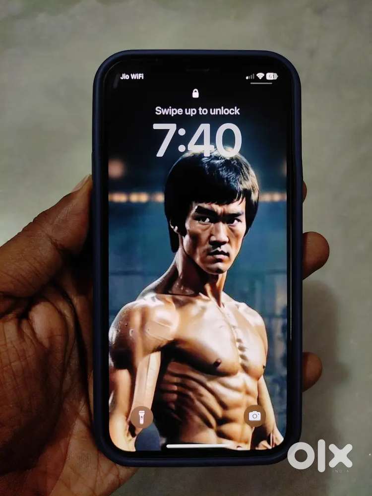 iPhone 12 Really good conditiob