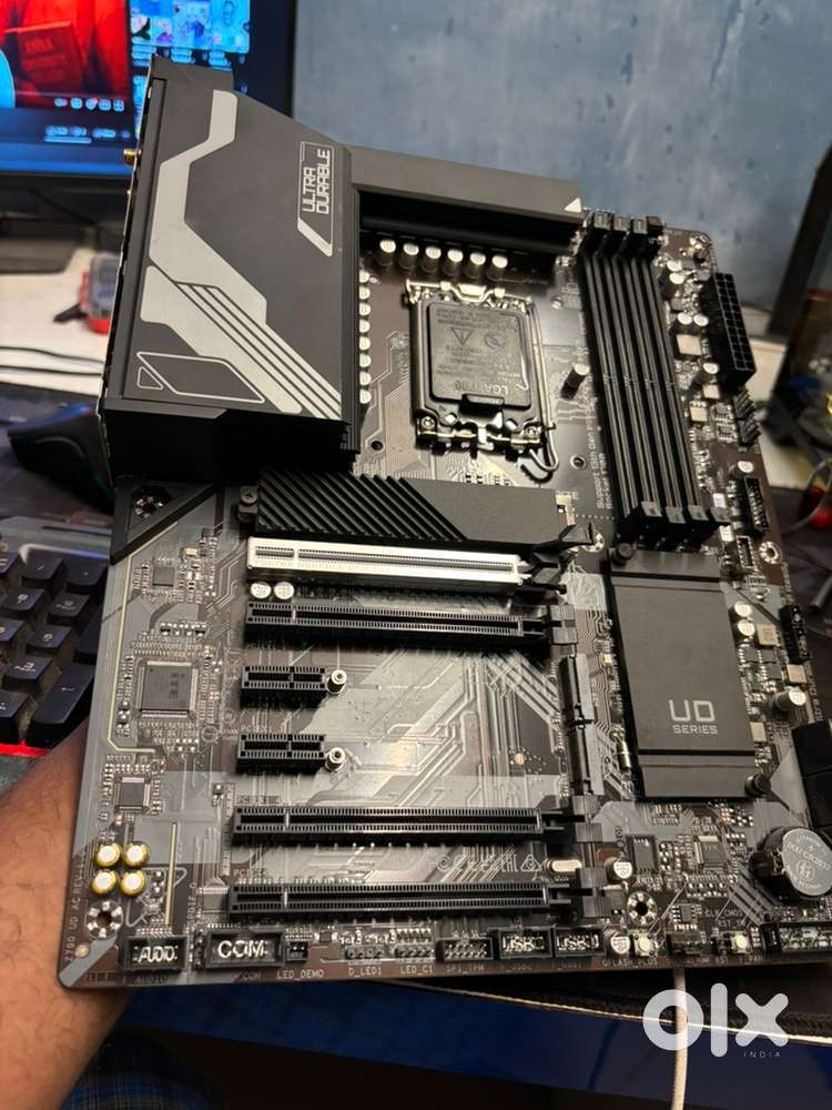 Gigabyte Z790 UD AC ddr5 motherboard intel 13th 14th gen