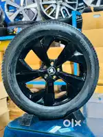 17 inch VW Taigun GT Black with ceat tyres in new condition set of 4